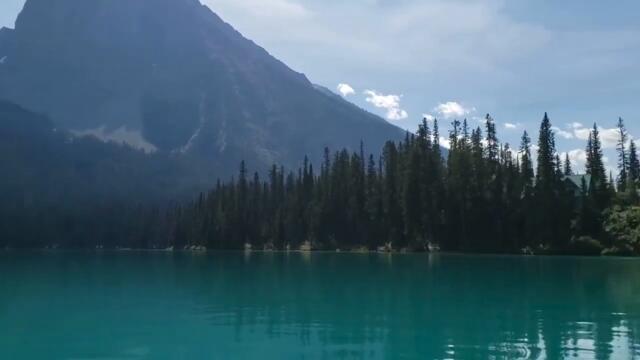 Красотата на зелено езеро ♛ Beautiful green lake ︵‿ 🤍🌹 ♛ 🎵 ╰⊱♡⊱╮💓️ Emerald Lake