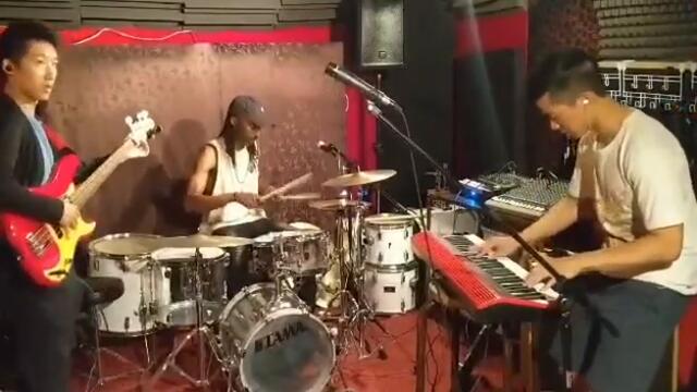 Jazz fusion synth over a sick drum groove