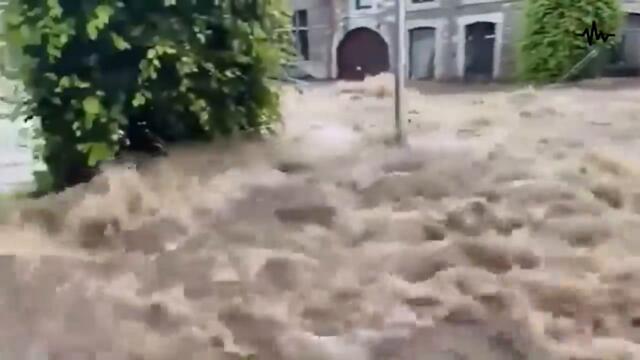 Europe is sinking! Thousands of people are evacuated due to record floods in Belgium and Germany