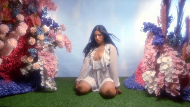 Pom Pom Squad - Head Cheerleader (Official Video)