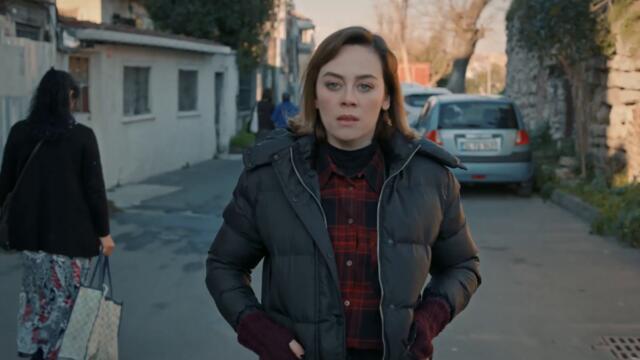 Alev Alev | Kapıdan Kovsam Bacadan Giriyorsun!