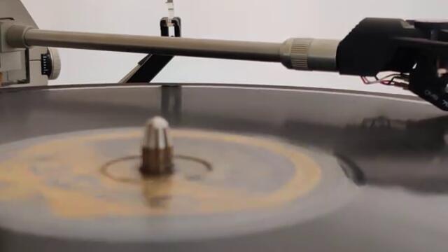 "Todoro, todorke", Vulkana Stoyanova, acc. Radi Angelov Ork., Orfei N 1418-R