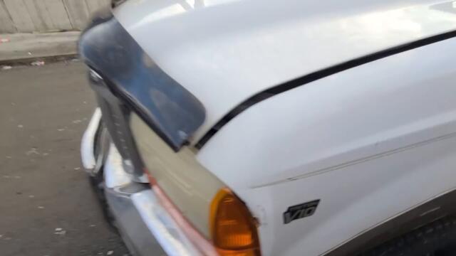 Stuntman Redlines A Ford Excursion V10 & Throws Into Reverse @ Speed!  Neutral Drop