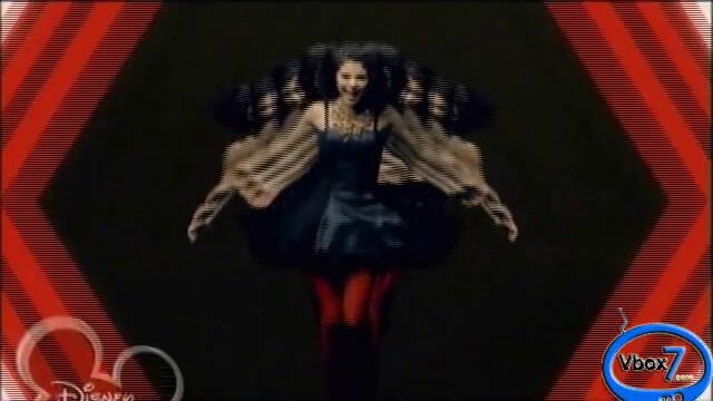Selena Gomez - Naturally - Vbox7[via torchbrowser.com]