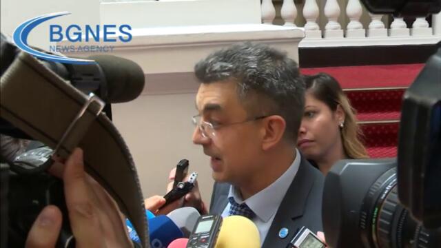 ИТН представи проектокабинета си, три партии размишляват дали да го подкрепят