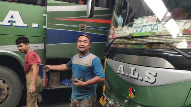 Bang Djae Iri Sama Bang Wildan ll Mba Fani Naik Bus ALS Referensi Dari Konten YouTube