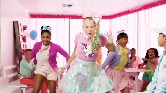 JoJo Siwa - Kid In A Candy Store (Official Video)