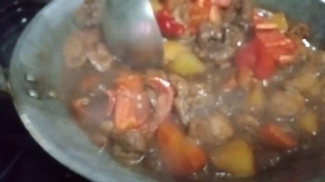 CHICKEN CALDERETA MABILIS LUTUIN MALAPOT ang SAUCE/LYNMALACHI