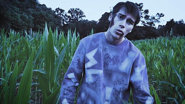 SMILE N FROWN - deadconnor (OFFICIAL MUSIC VIDEO)