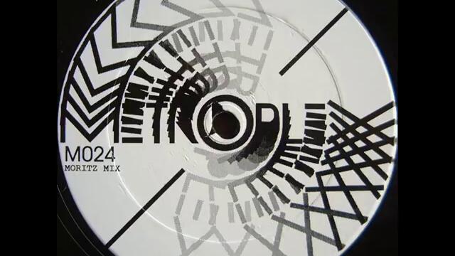 Model 500 - Starlight (Moritz Mix aka Maurizio remix 1995)