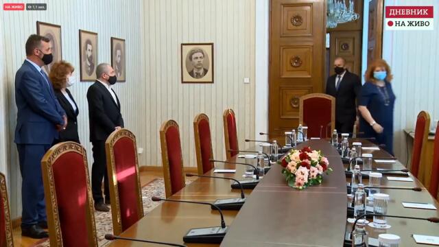 "Има такъв народ" отказа и на президента да разговаря за кабинет