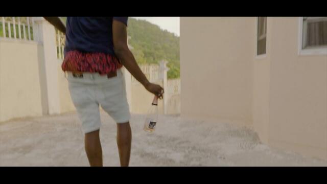 DannyG, Saint1 - Calling App A Run Hot (Official Video)