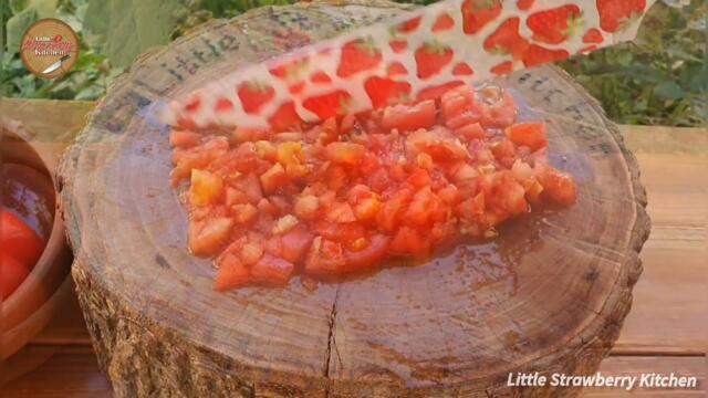 Green Beans with Garlic Recipe That Will Make You Love Green Beans! Turkish-style green beans recipe