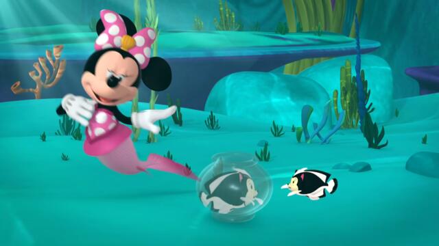 Goldfish Goofy | Mickey Mouse Funhouse | @Disney Junior