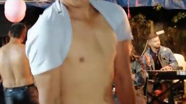 най мошните пичове.. кючека парализация 😂😂😂