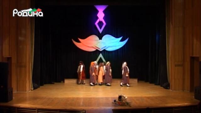 Концерт - спектакъл "Цветовете на времето" - ревю на женски носии