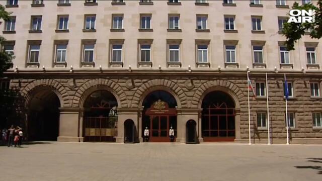 Дума срещу дума: Каквa е истината за срещата между Кирил Петков и Слави Трифонов?