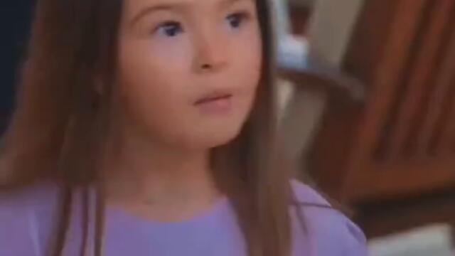 конец 51 серии Постучи в мою дверь)Эда упала с лестницы..?