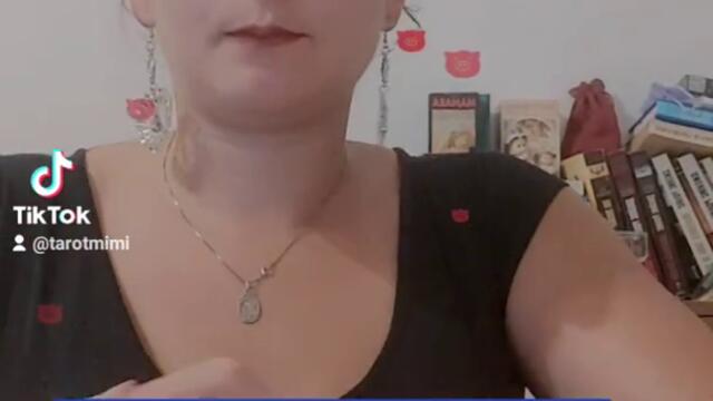 Какво искаш да ми кажеш?🤔👻💘