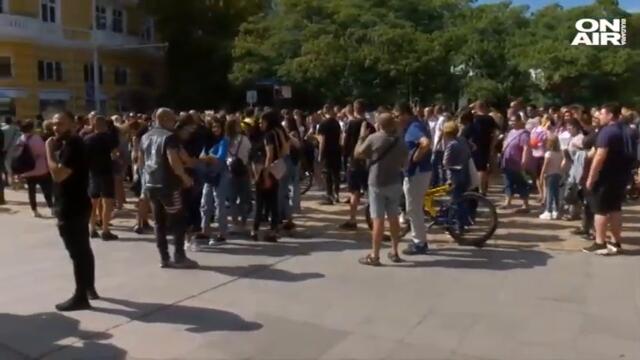 И артистите на протест: В България е много трудно да се живее без препитание