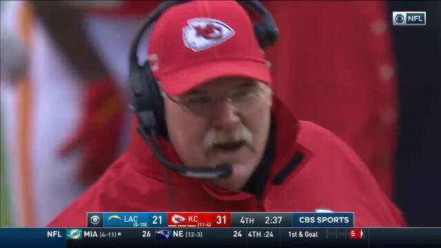 Kevin Harlan is a LEGEND for calling two games at once the Chiefs Game & the Patriots Game 🔥🔥🔥