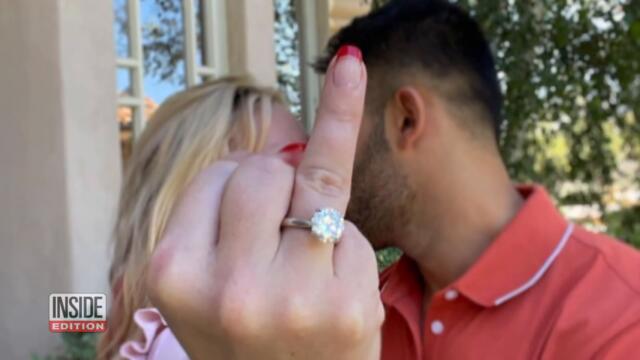 Britney Spears Shows Off 4-Carat Engagement Ring