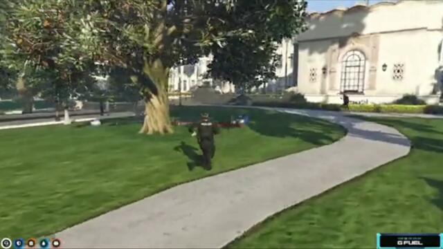 Jobless Garrett doesn't want to do duty on shift 3 anymore & a little thoughts on XQC RP