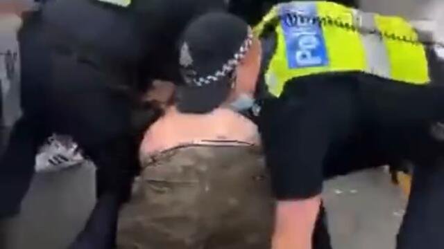 Insanity on the streets of Melbourne! People getting dragged out of cars arrested by communist!!