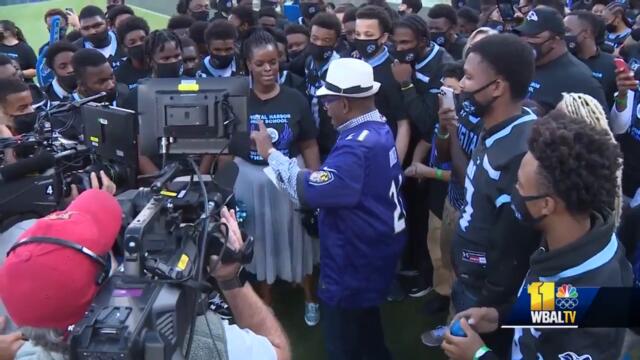 Baltimore students get 1,400 laptops from Today Show, Comcast