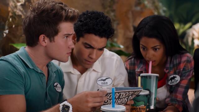 World Famous! (In New Zealand) 🗺️ Dino Charge 🦖 FULL EPISODE | E17 ⚡ Power Rangers Kids ⚡ Action