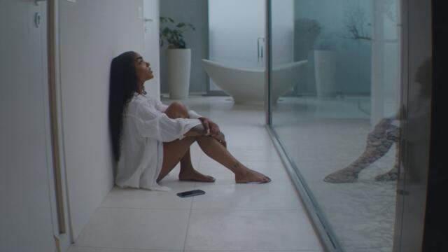 ALICIA AWA - FREMDER (Official Video)