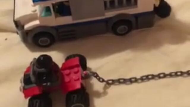 Ревю на Лего 60043 Prisoner Transporter