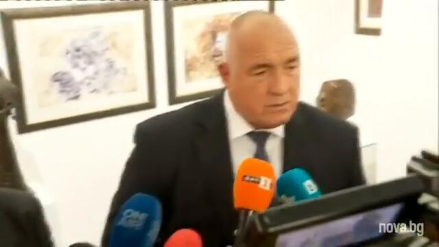 Бойко Борисов на откриването на галерията на Вежди Рашидов 1