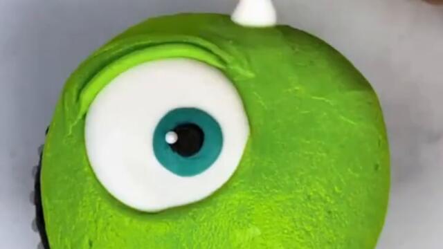 CREATE UNIQUE AND DELICATE CUPCAKE DESIGN WITH EASE