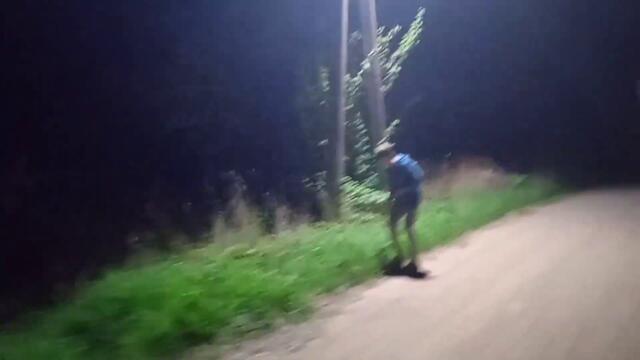 В полнолуние просыпаться школьники...