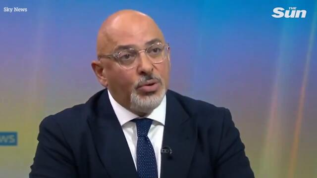 Covid-19 face masks could become mandatory in UK schools again