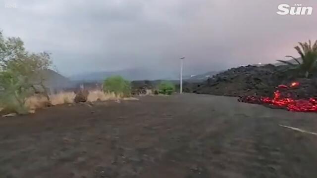 La Palma lava blocks roads as over 2,500 buildings are destroyed