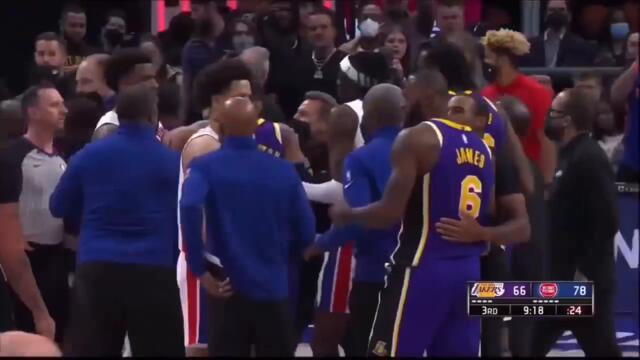 LEBRON JAMES & ISIAH STEWART FULL FIGHT (BLOOD & EJECTIONS)