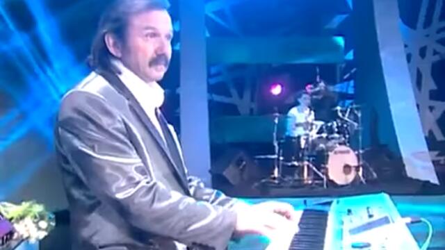 Александр Новиков