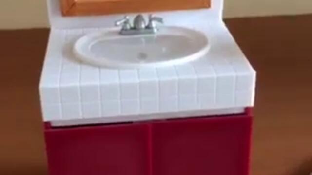 Реалистичната ми баня за кукли