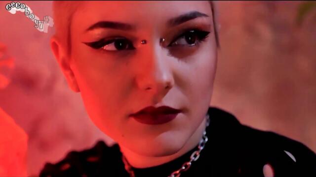 Φανή Δρακοπούλου - Χαμός - лудница