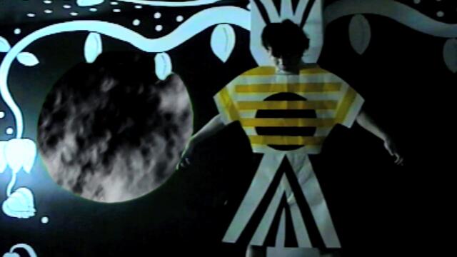 Lyra Pramuk & Diego Barrera - Delta