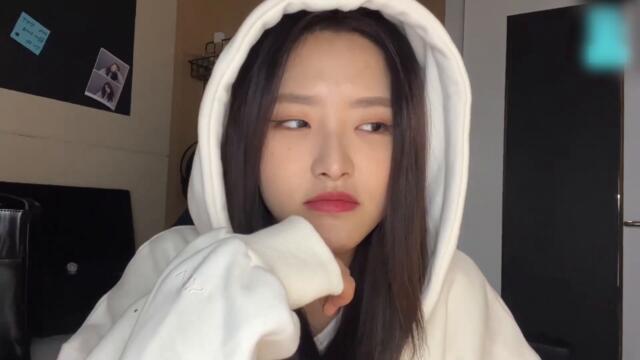 loonatheballad is now officially dead, confirmed by Olivia Hye (220218 VLIVE  ft. Olivia Hye)