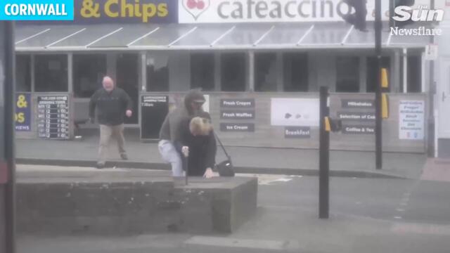 Storm Eunice: Britain battered by 122mph winds in 'strongest storm in over 30 years'