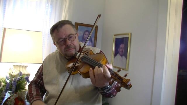 Willard Losinger Performs "Andy Renwick's Ferret", by Gordon Duncan, on the Violin