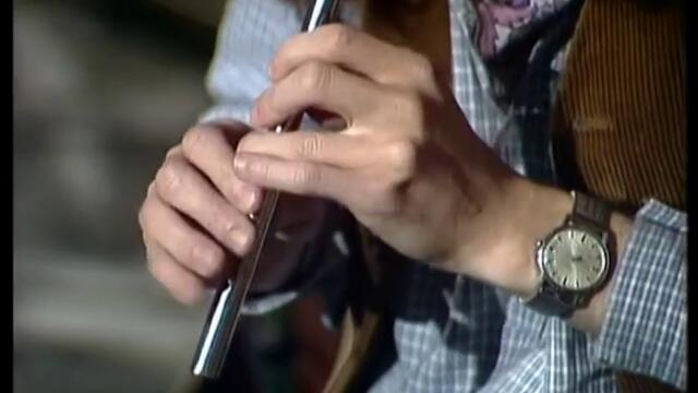 Clannad - various songs 1978 (Live on TV) Mo Mháire, dTigeas A Damhsa, Siúil A Rún