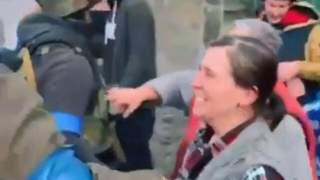 Ukrainian Soldiers Greeted as Liberators After Recapturing a Village / Location Unknown
