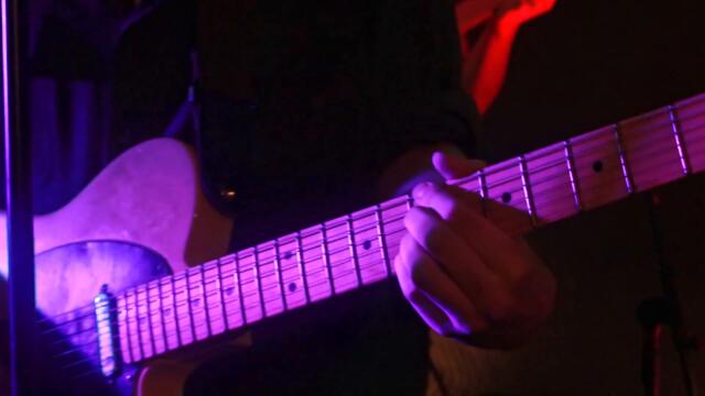 Abi Glass - "UFO Ride" - Live at The Tubs