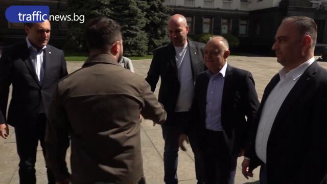 Кадри от срещата на Петков и Зеленски