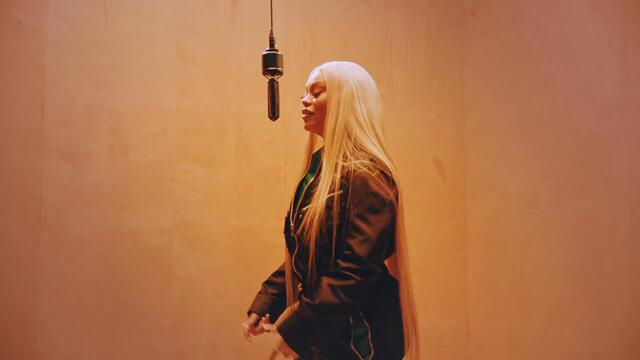 Latto - Wheelie (Live Session) | Vevo